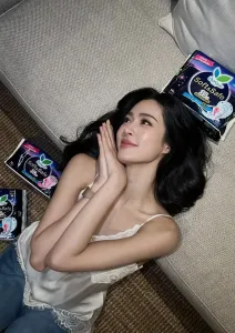 หลิงหลิง คอง ภาพล่าสุดจาก Instagram ลำดับที่ 6