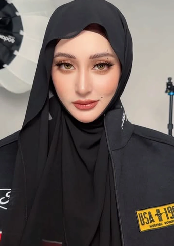 ไซร่า มิเรอร์ ภาพประกอบลำดับ 4