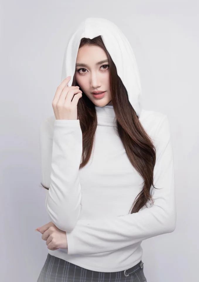 เบสท์ รักษ์วนีย์ ภาพจากบัญชีทางการลำดับ 1